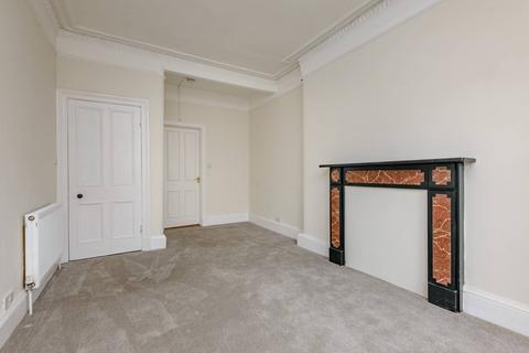 2 bedroom ground floor flat for sale, Hawthornvale, Edinburgh EH6