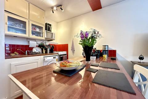 Studio to rent, Alexandra Street, Maidstone, ME14