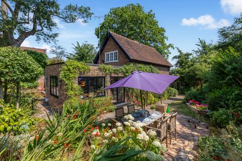 Clamp Hill, Stanmore, HA7