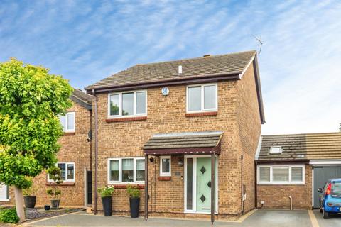 3 bedroom townhouse for sale, Westrope Way, Bedford