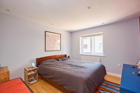 2 bedroom detached house for sale, Vanbrugh Lane, Stoke Park