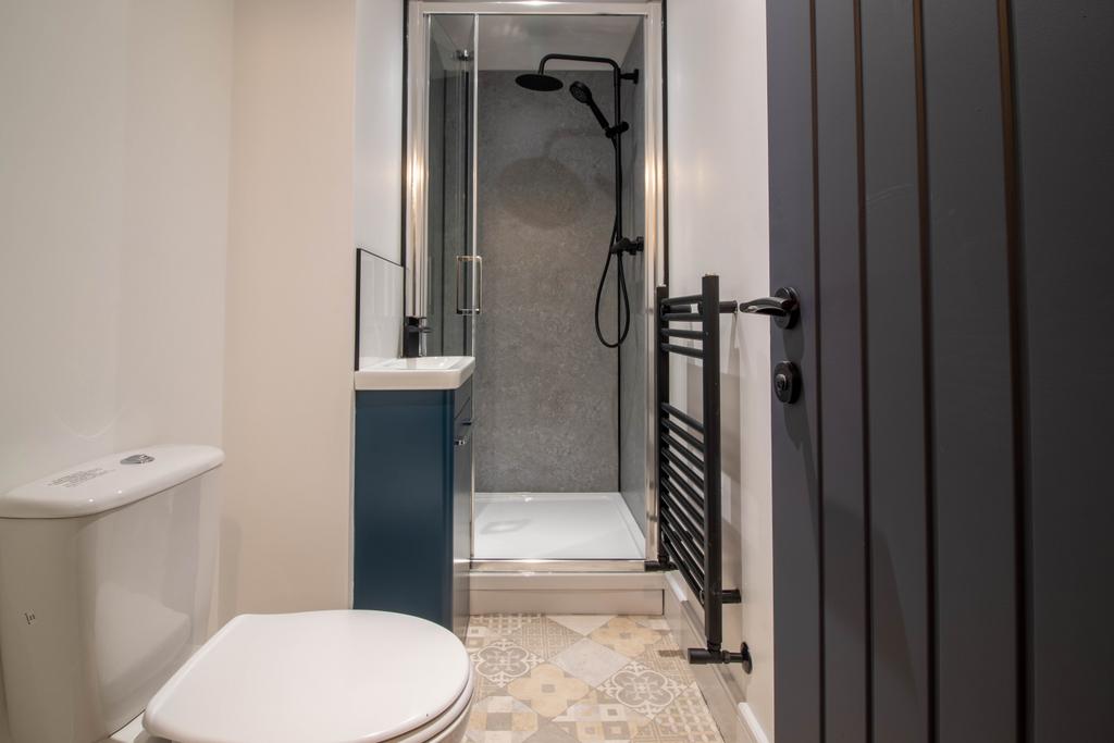Apartment in Broxtowe, Beeston - View 3