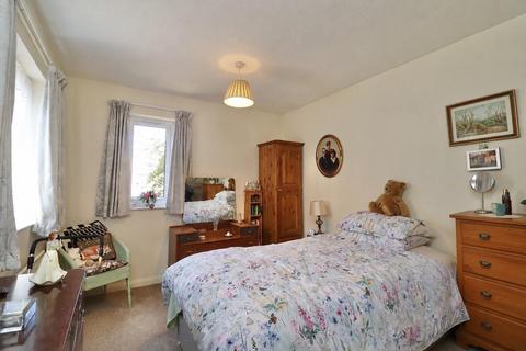 2 bedroom terraced bungalow for sale, Stewart Court, Pocklington, York