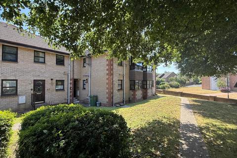 1 bedroom maisonette for sale, Medina Avenue, Newport