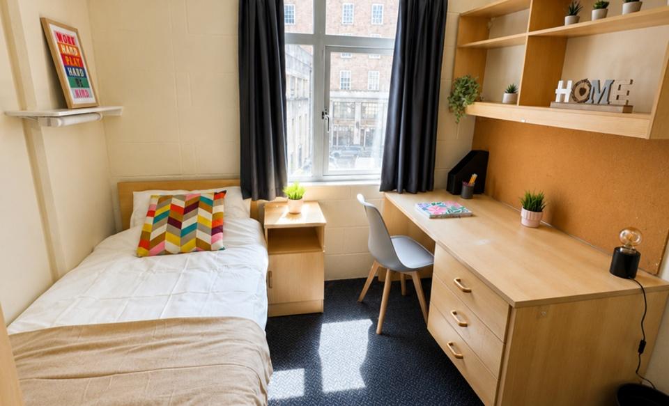 Apartment in Bristol, City of Bristol - View 2