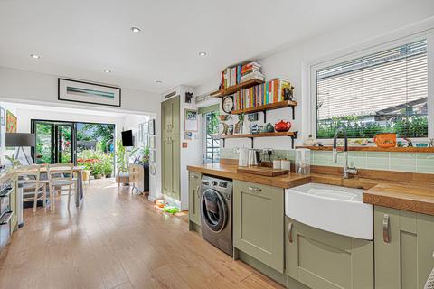 3 bedroom semi-detached house for sale, Sidney Road, Staines-upon-Thames, TW18