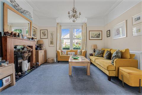 3 bedroom semi-detached house for sale, Sidney Road, Staines-upon-Thames, TW18