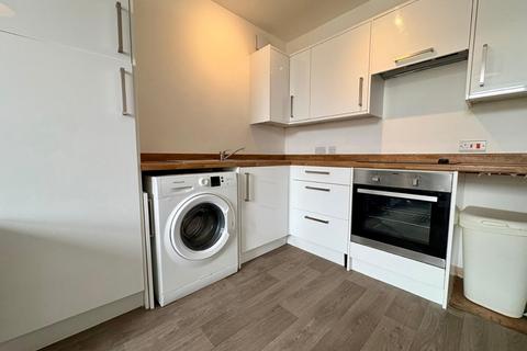 2 bedroom apartment to rent, 48 Southcote Road, Bournemouth, Dorset, BH1