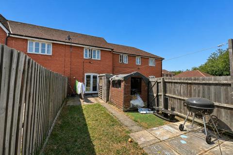 2 bedroom terraced house for sale, Blackbird Drive, Bury St. Edmunds IP32