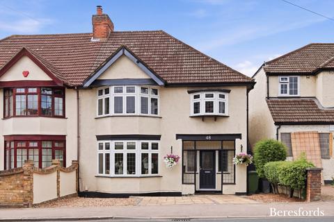 Slewins Lane, Hornchurch, RM11