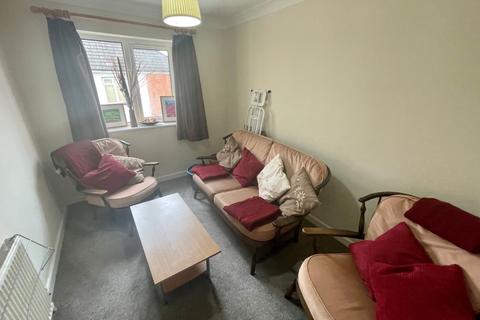 3 bedroom flat to rent, 760 Wimborne Road, Bournemouth, Dorset, BH9
