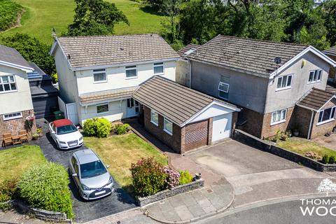 4 bedroom detached house for sale, Brooklyn Close, Rhiwbina, Cardiff