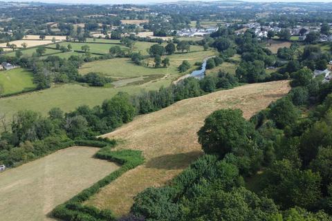 Farm land for sale, Carmarthen Road, Llanybydder