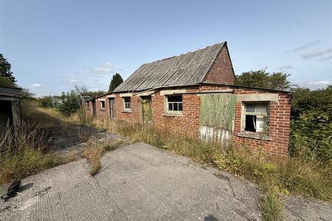 Farm land for sale, Carmarthen Road, Llanybydder