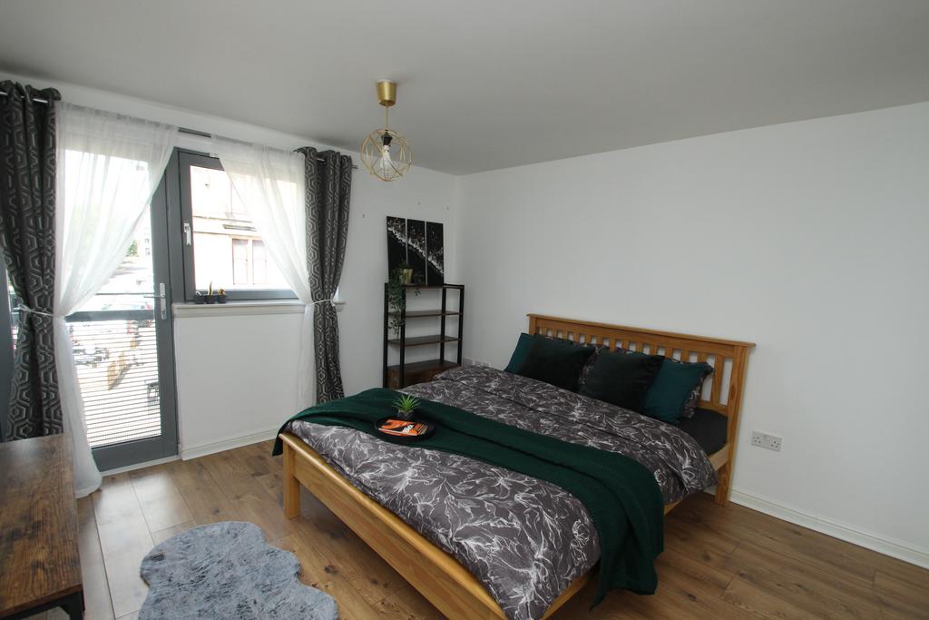 Dumbarton Road, Glasgow, G11 - View 5