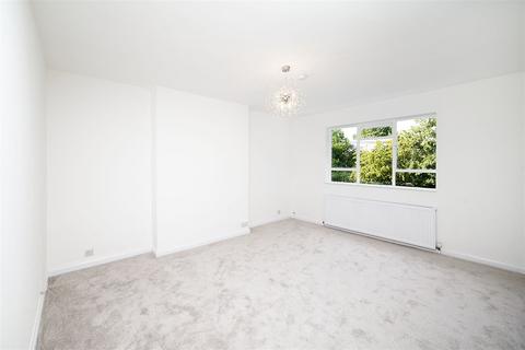 1 bedroom apartment to rent, Rochester Terrace, Camden, NW1