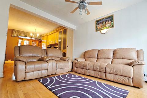 3 bedroom semi-detached house for sale, Morley Crescent East, Stanmore