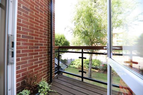 1 bedroom flat for sale, High Street, Rickmansworth WD3
