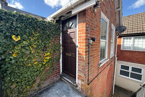 1 bedroom apartment to rent, High Street, Wimborne, BH21