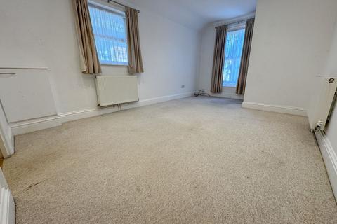 1 bedroom apartment to rent, High Street, Wimborne, BH21