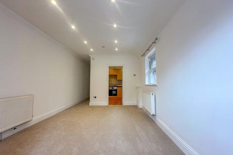 1 bedroom apartment to rent, High Street, Wimborne, BH21