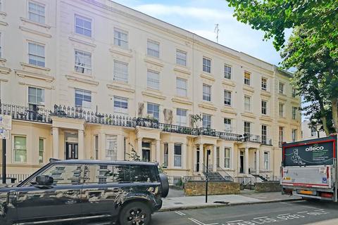 Belgrave Gardens, NW8