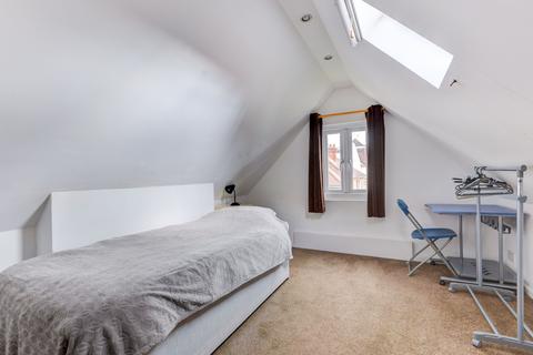 1 bedroom in a house share to rent, Osmond Road, Hove BN3