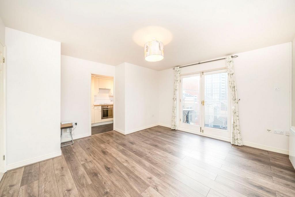 Apartment in London - View 2