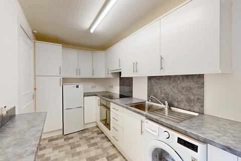 2 bedroom apartment for sale, Guardian Court, Moorend Road
