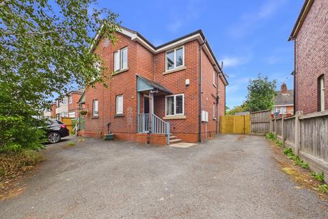 3 bed semi-detached house for rent in Newcastle Road, Newcastle Under Lyme
