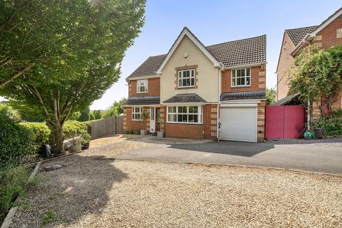 5 bedroom detached house for sale, Rose Drive, Brackley