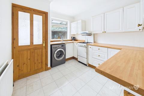 2 bedroom detached bungalow for sale, Beaufort Avenue, Loughborough