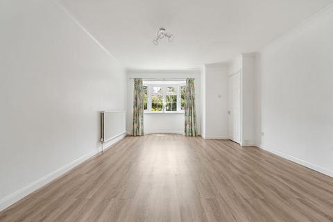 3 bedroom end of terrace house for sale, Kingfisher Drive, Staines-upon-Thames, TW18