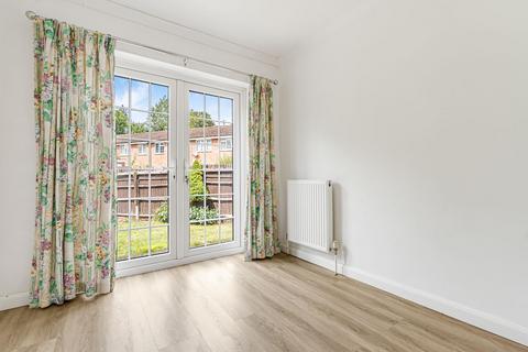 3 bedroom end of terrace house for sale, Kingfisher Drive, Staines-upon-Thames, TW18