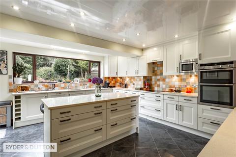 3 bedroom detached house for sale, Gledhill Close, High Crompton, Shaw, Greater Manchester, OL2