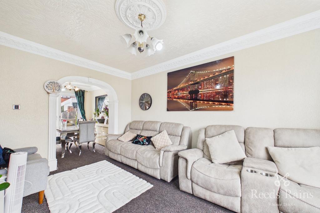 House in Rotherham, Brinsworth - View 4