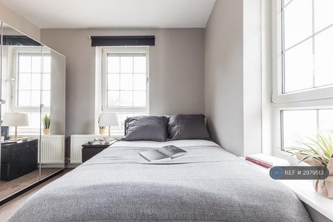 undefined, Willis House, London, E14