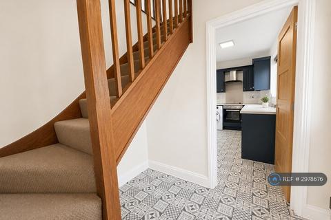 1 bedroom penthouse to rent, Eastcote Road, Northampton, NN7