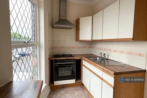2 bed flat/apartment for rent in Blackpool Street, Burton-On-Trent, DE14