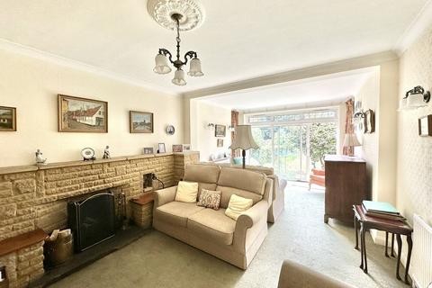 4 bedroom detached house for sale, Lower Hill Road, Epsom