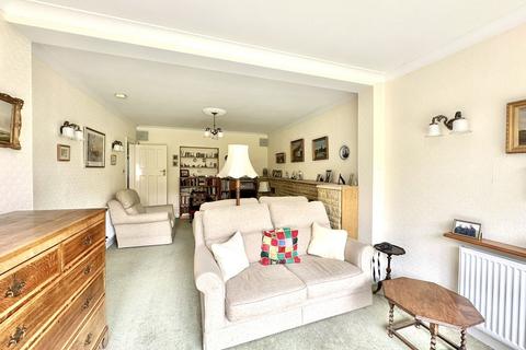 4 bedroom detached house for sale, Lower Hill Road, Epsom