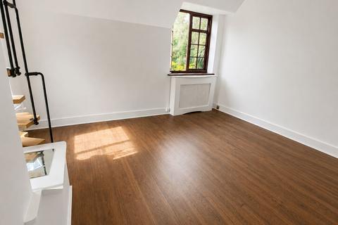 2 bedroom semi-detached house for sale, Westholm, Hampstead Garden Suburb, NW11