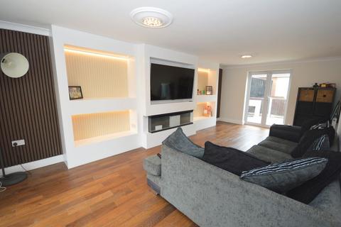 5 bedroom detached house for sale, Truman Close, Widnes