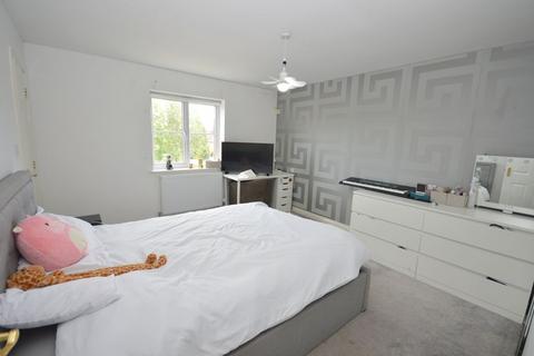 5 bedroom detached house for sale, Truman Close, Widnes