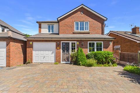 4 bedroom detached house for sale, Stourbridge Road, Bridgnorth WV15
