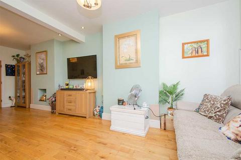 4 bedroom semi-detached house for sale, Rugeley Road, Burntwood WS7