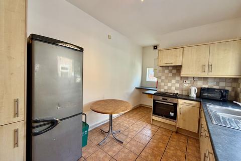 4 bedroom terraced house to rent, St. Georges Road, Coventry, CV1