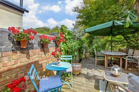3 bedroom terraced house for sale, Salisbury Road, Chatham ME4