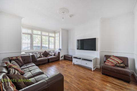 4 bedroom semi-detached house for sale, Beulah Hill, London, United Kingdom, SE19
