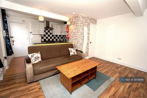 2 bedroom flat to rent, Essex Road, London, N1